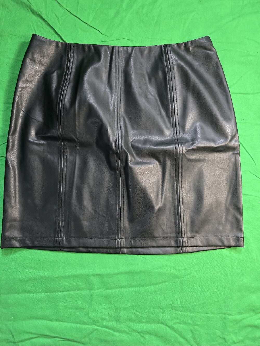 Mangopop Women Black Faux Leather Skirt Size Large